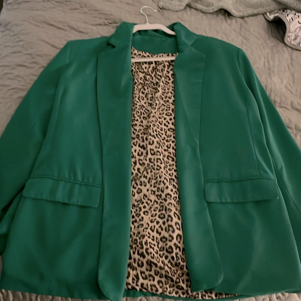 Green/Cheetah Women’s Blazer